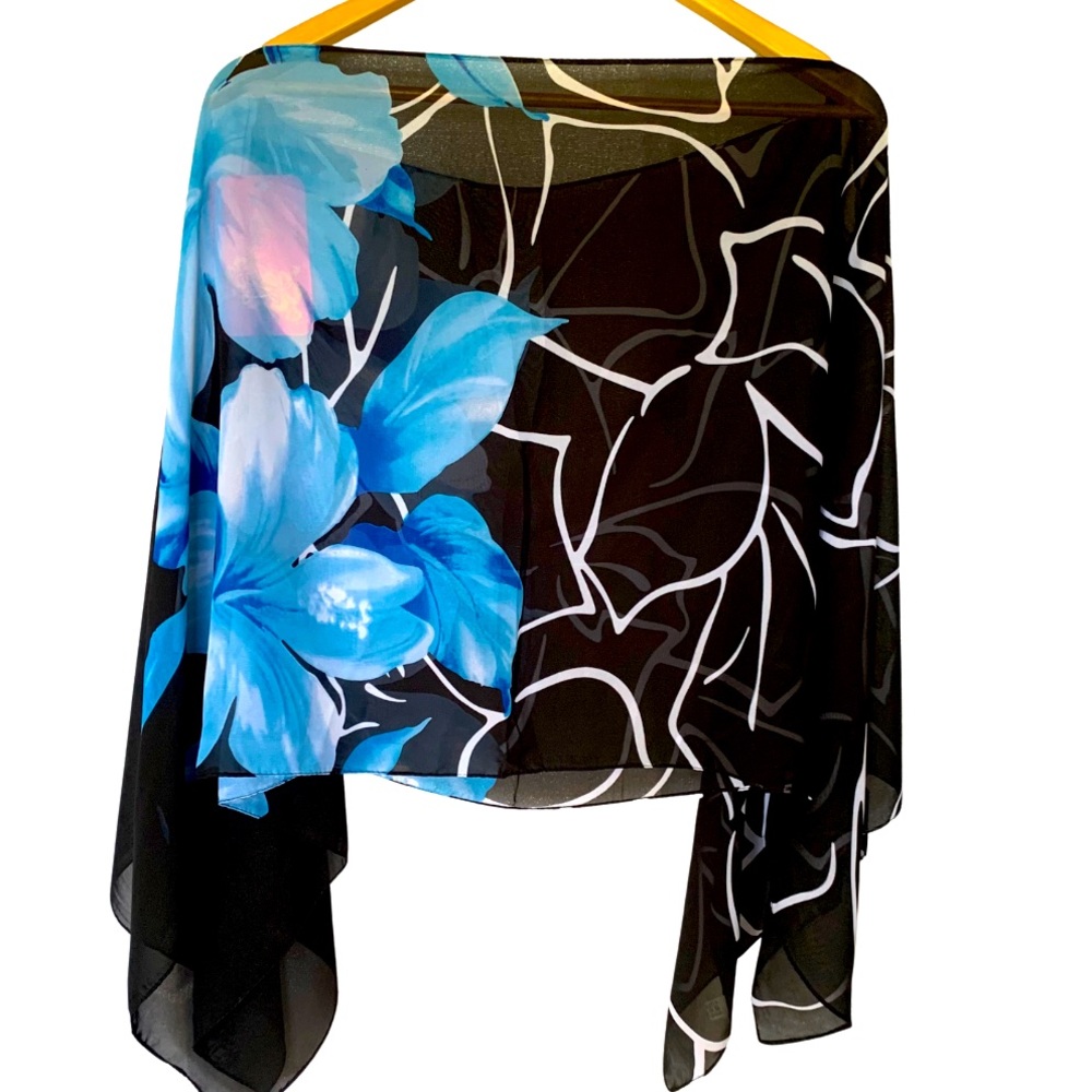 BABA HAWAII Women Blue Floral and Sheer Black Top Cover Up